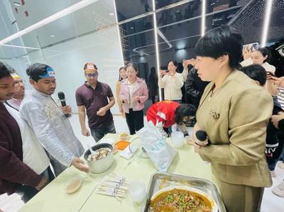 以藝為橋 文化碰撞拓展國(guó)際視野，跨國(guó)交流傳遞中國(guó)聲音